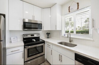 1708 SW 20th St in Fort Lauderdale, FL - Building Photo - Building Photo