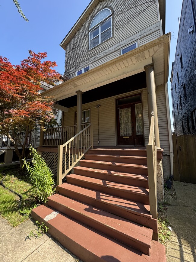 1843 W Waveland Ave, Unit 2