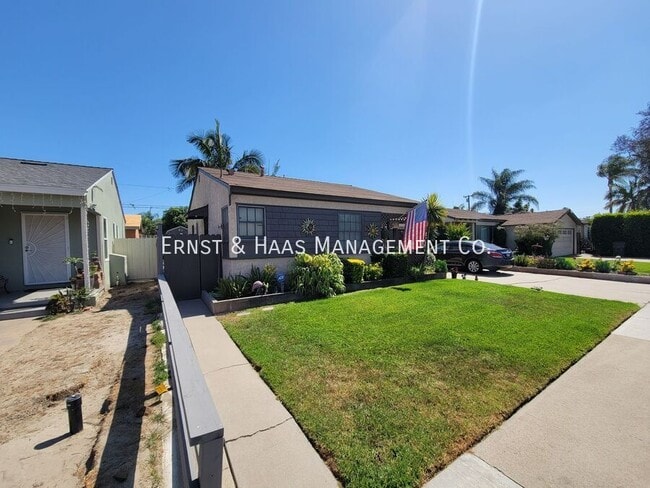 property at 2220 E McKenzie St