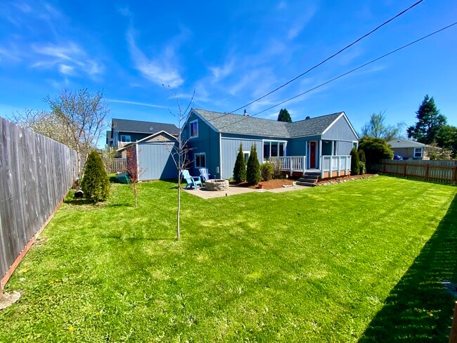 1745 SW 53rd St in Corvallis, OR - Foto de edificio - Building Photo