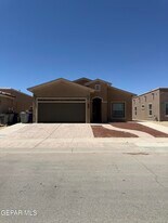 3873 Loma Dante in El Paso, TX - Building Photo