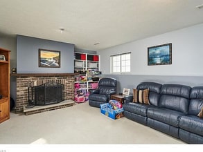 13910 Aspen Oval in North Royalton, OH - Building Photo - Building Photo