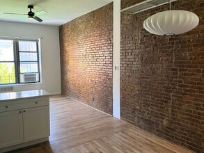 78 W 85th St, Unit 5E in New York, NY - Foto de edificio - Building Photo
