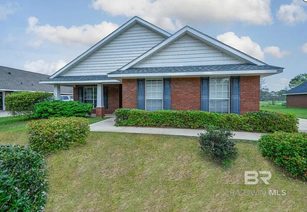 1460 W Fairway Dr in Gulf Shores, AL - Building Photo