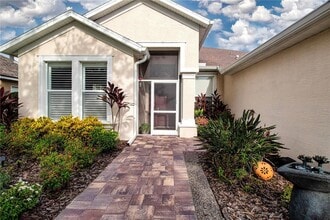 6610 Cheswick St, Unit 1215 in Sarasota, FL - Building Photo - Building Photo