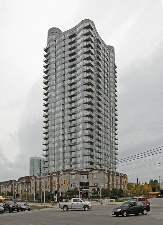 15 Windermere Ave in Toronto, ON - Building Photo