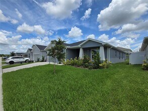 1352 Mountain Flower Ln in Davenport, FL - Building Photo - Building Photo