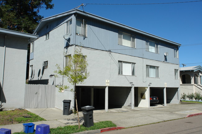 2836-2876 Milvia St in Berkeley, CA - Building Photo - Building Photo