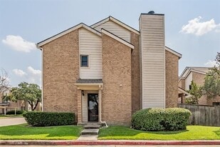 3635 Garden Brook Dr in Farmers Branch, TX - Building Photo