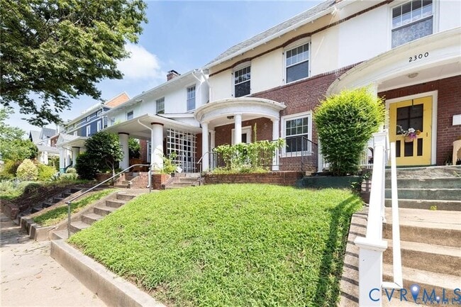 2302 Maplewood Ave in Richmond, VA - Building Photo - Building Photo