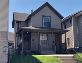 507 N 20th St, Unit 1 in Milwaukee, WI - Building Photo