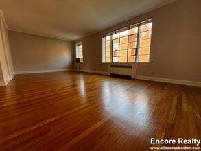 89 Longwood Ave, Unit 3 in Brookline, MA - Building Photo - Building Photo