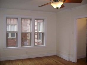 1000 Austin in Oak Park, IL - Building Photo - Interior Photo