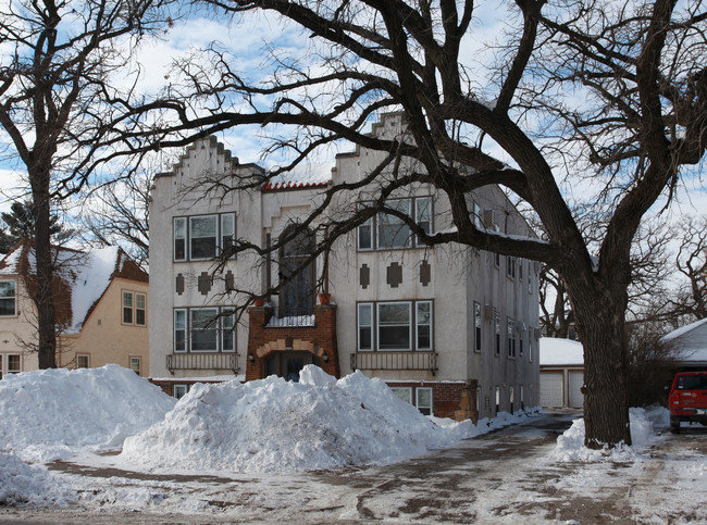 4920 28th Ave S in Minneapolis, MN - Building Photo - Building Photo