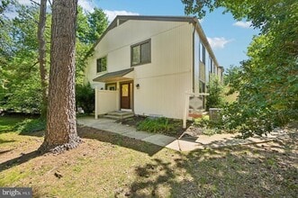 5 Dendron Ct in Parkville, MD - Foto de edificio - Building Photo