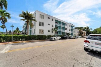 1150 Euclid Ave, Unit 101 in Miami Beach, FL - Foto de edificio - Building Photo