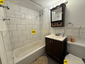 469 Commonwealth Ave in Boston, MA - Building Photo - Building Photo