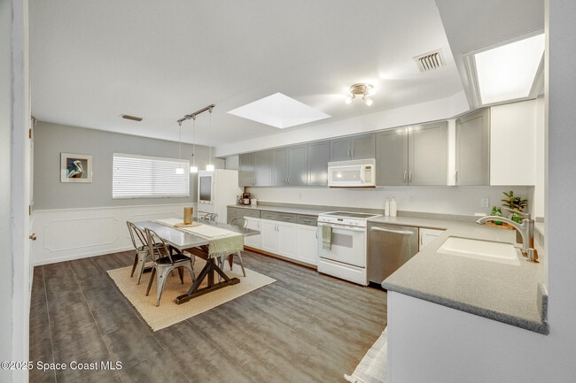 3319 Kirkland Rd NE in Palm Bay, FL - Building Photo - Building Photo