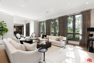 506 N Rexford Dr in Beverly Hills, CA - Building Photo - Building Photo