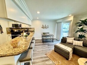 127 29th St, Unit A in Newport Beach, CA - Building Photo - Building Photo