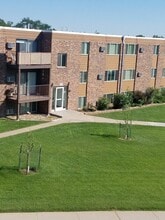 Robbinsdale Heights 1 in Rapid City, SD - Building Photo - Building Photo