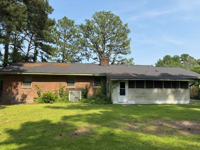 124 S Englewood Dr in Rocky Mount, NC - Building Photo - Building Photo