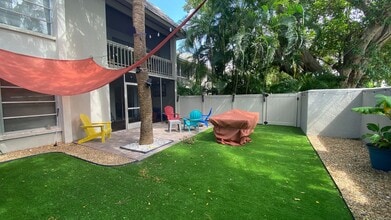 3350 S Osprey Ave in Sarasota, FL - Building Photo - Building Photo