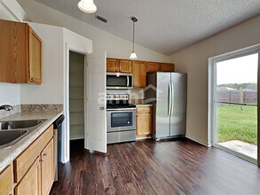 3411 Talisman Dr in Middleburg, FL - Building Photo - Building Photo