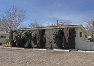 521-525 Kentucky St SE in Albuquerque, NM - Building Photo - Building Photo