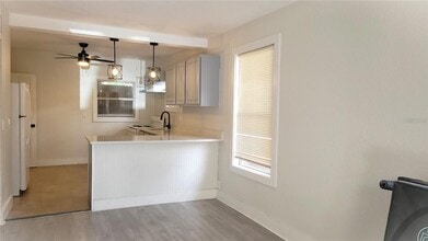 139 S Stone St in DeLand, FL - Building Photo - Building Photo