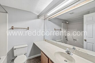 8029 Cardinal Cove W in Indianapolis, IN - Building Photo - Building Photo