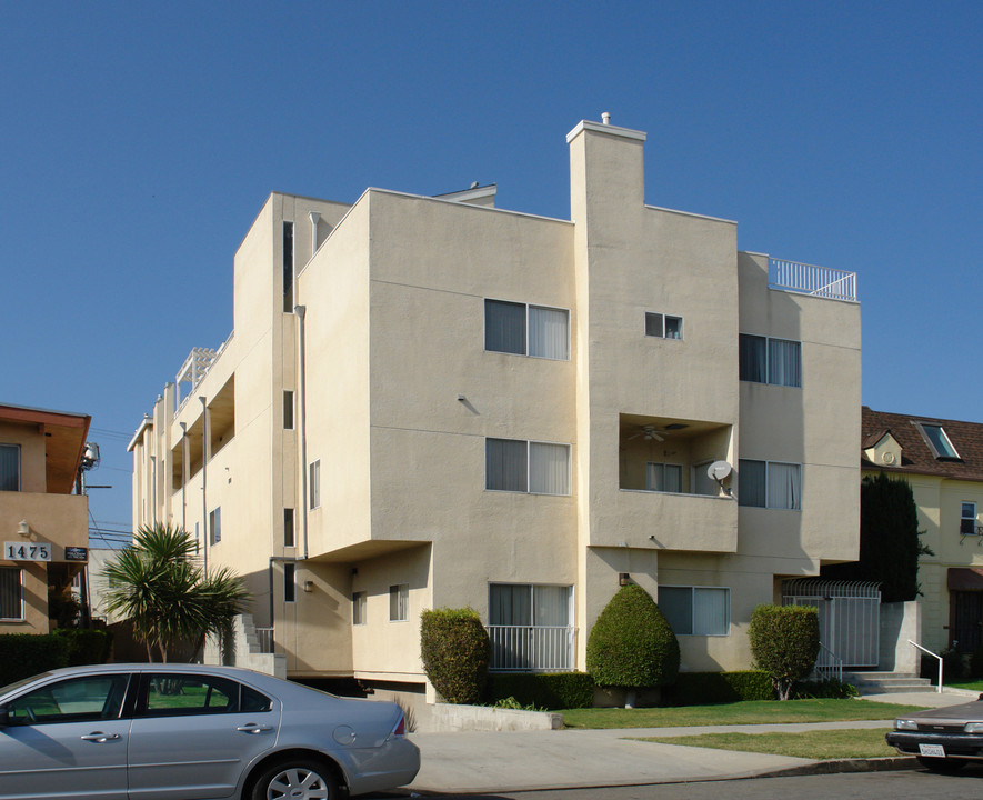 1471 S Wooster St in Los Angeles, CA - Building Photo