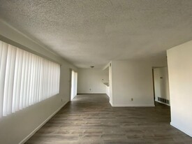 2255 Cahuilla St in Colton, CA - Building Photo - Building Photo