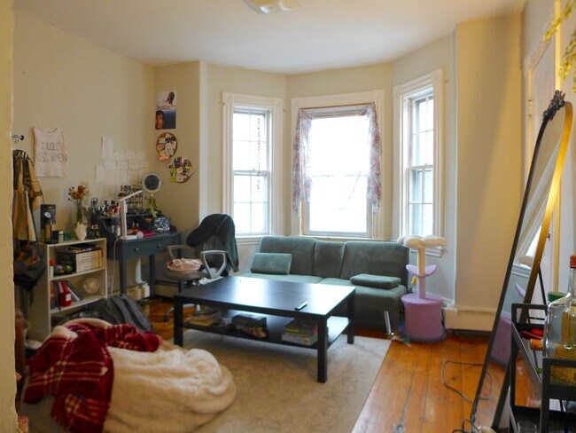 36 Pontiac St in Boston, MA - Building Photo - Building Photo