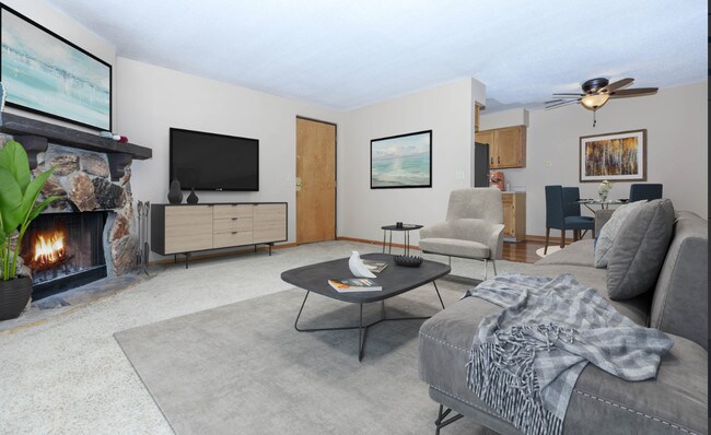 Oakwood Trail Apartments in Omaha, NE - Building Photo - Building Photo