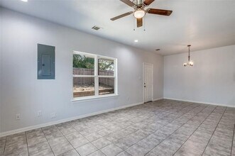 3305 Francis Dr in Fort Worth, TX - Building Photo - Building Photo