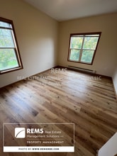 33 Grand Canyon Dr in Baraboo, WI - Foto de edificio - Building Photo