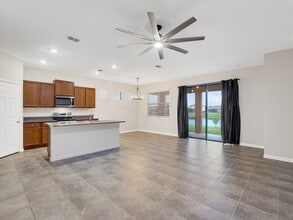 6780 Canterbridge Dr in Vero Beach, FL - Foto de edificio - Building Photo