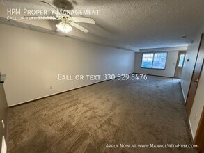 10026 Delores Dr in Streetsboro, OH - Building Photo - Building Photo