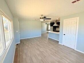 64811 Thomas Ave in Desert Hot Springs, CA - Building Photo - Building Photo