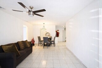 4306 SW 131st Ave in Miami, FL - Building Photo - Building Photo