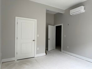 251 Sladen St in Dracut, MA - Building Photo - Building Photo