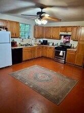 1500 Cullen Ave in Austin, TX - Building Photo - Building Photo