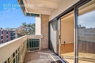 6133 Leesburg Pike in Falls Church, VA - Foto de edificio - Building Photo