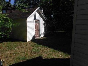 1418 Woodland Ave NW in Canton, OH - Building Photo - Building Photo