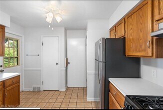 15334 Triskett Rd in Cleveland, OH - Building Photo - Building Photo