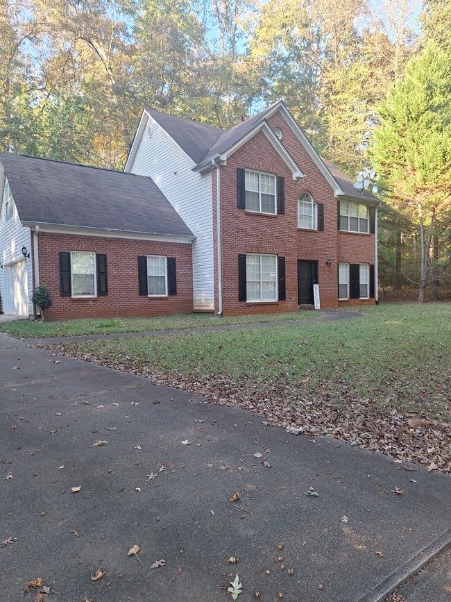 1450 Scenic Brook Trl SW in Conyers, GA - Building Photo - Building Photo