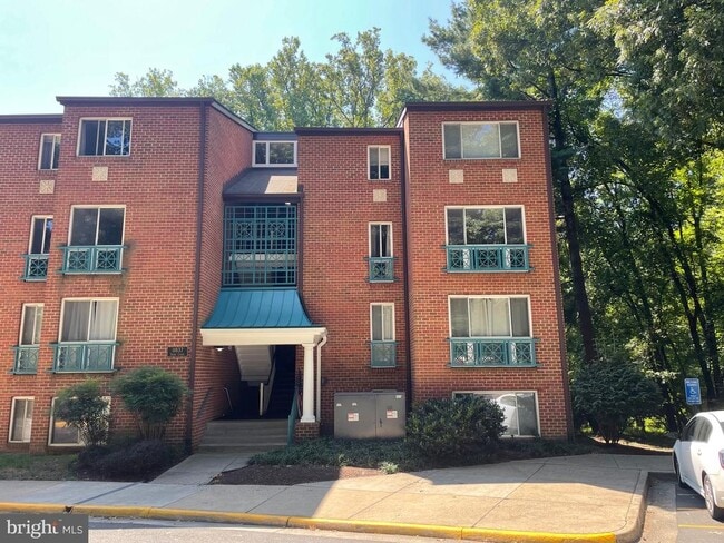 property at 11837 Shire Ct