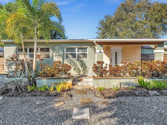 1731 NW 7th Terrace in Fort Lauderdale, FL - Building Photo - Building Photo