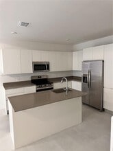 19002 SW 344th Ter in Florida City, FL - Building Photo - Building Photo